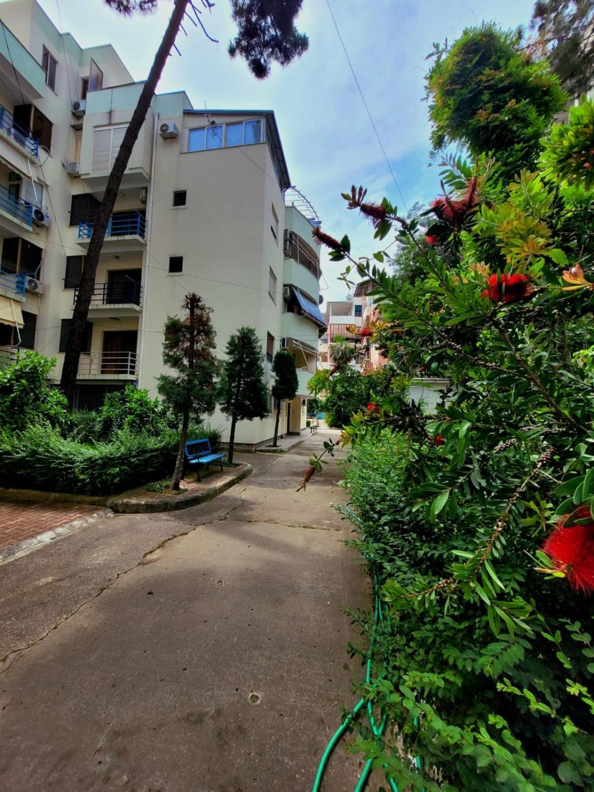 J&a Beachside Apartment *